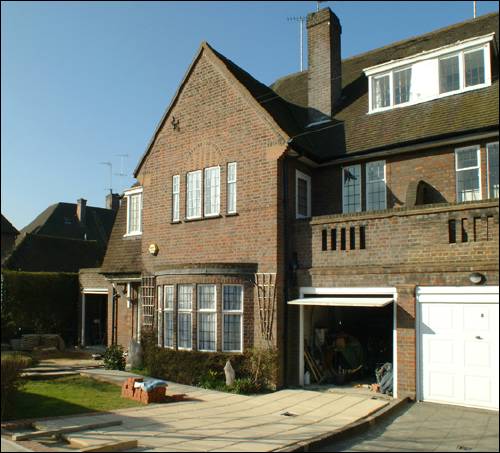 064 Kingsley Way